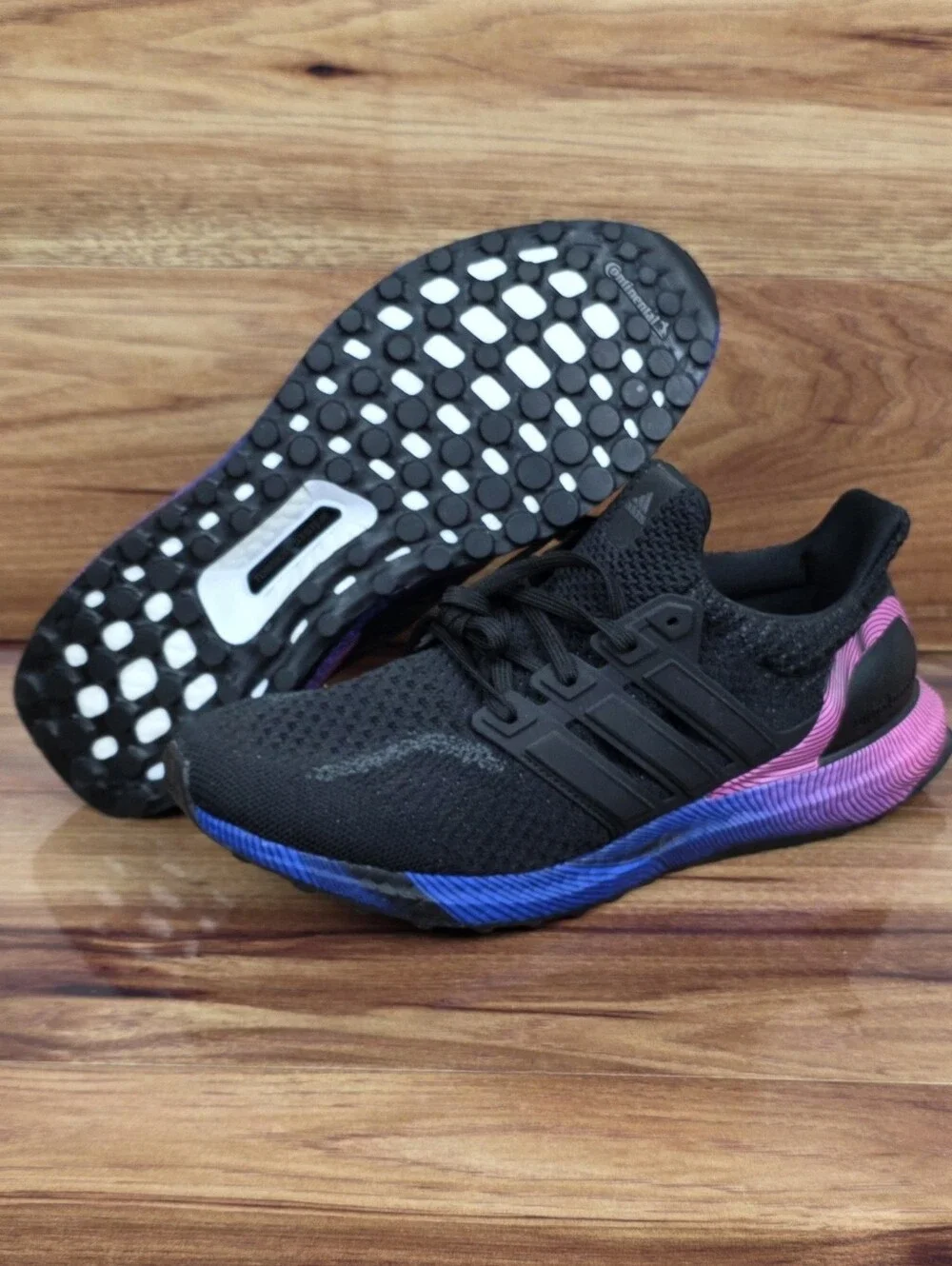 NEW Adidas Ultraboost DNA Men’s Size 8 Running Shoes Black Pink Blue GW4924